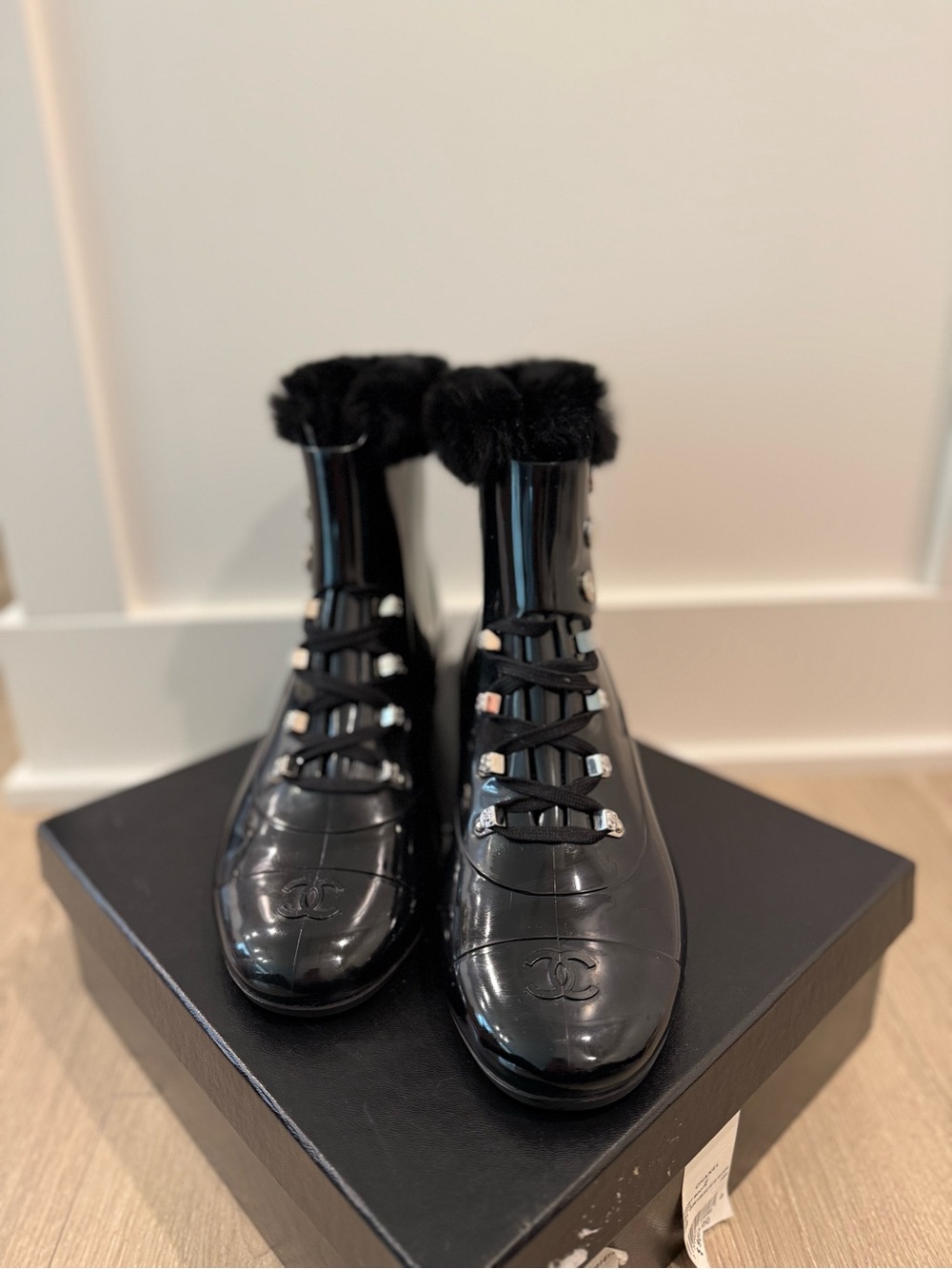 AUTHENTIC Chanel 2008 Black Patent Leather Ankle Boots Rabbit Fur Trim NIB 8.5 - Picture 2 of 12